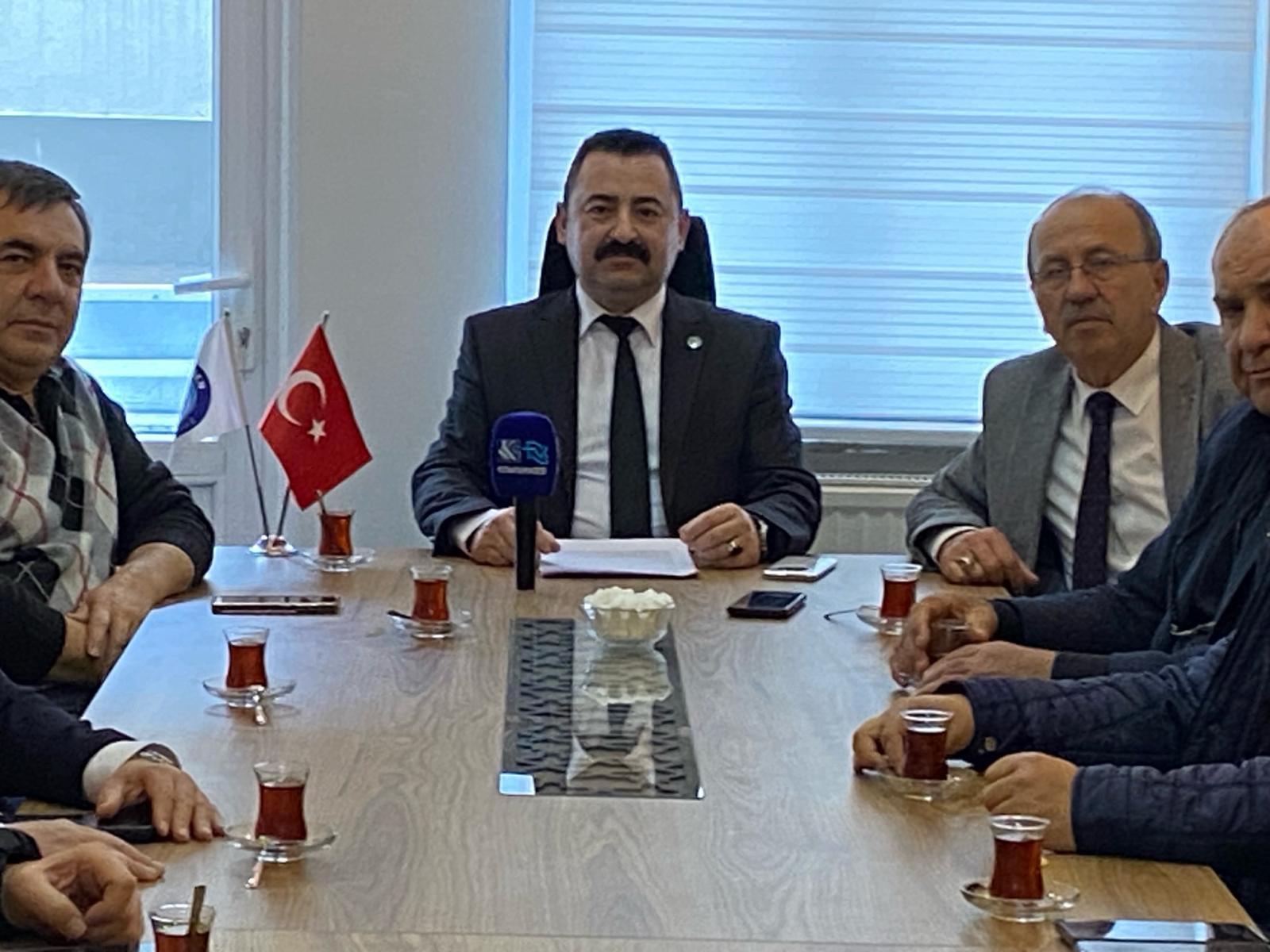 MEMUR VE EMEKLİLER GERİ PLANA ATILMAMALI