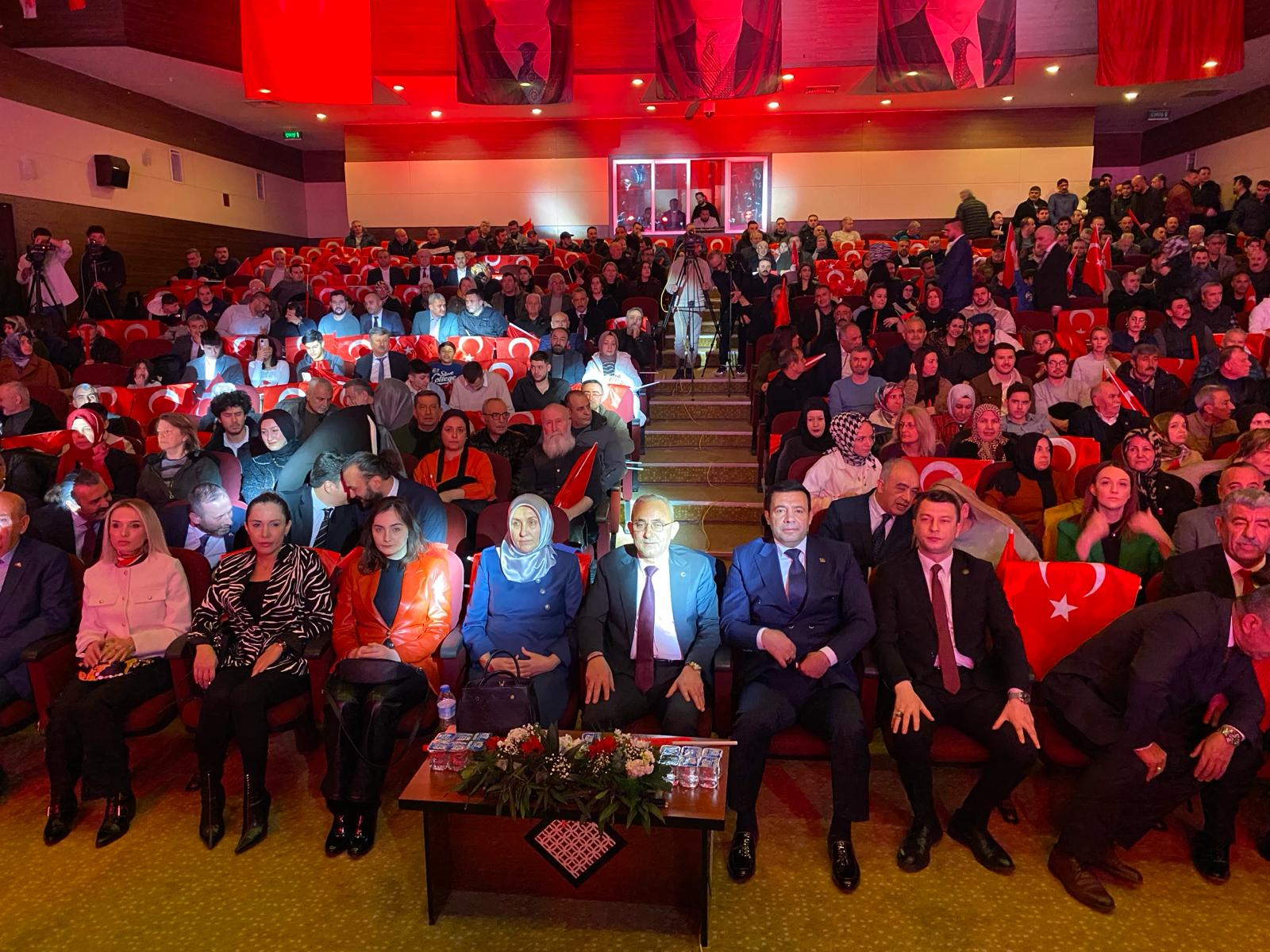 ŞEHRİMİZE HİZMET ETTİK ETMEYE DEVAM EDECEĞİZ