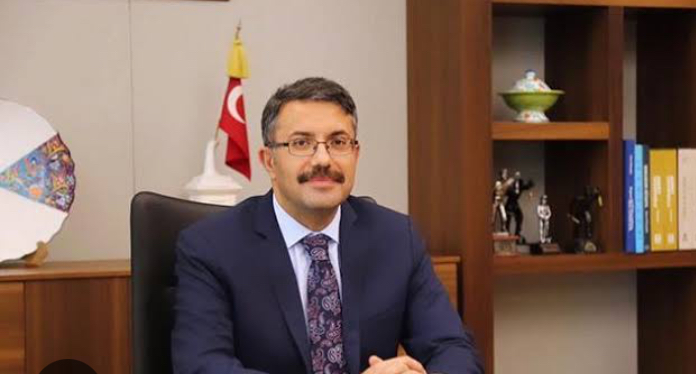 VALİ ALİ ÇELİK’TEN B. KÜTAHYASPORA DESTEK