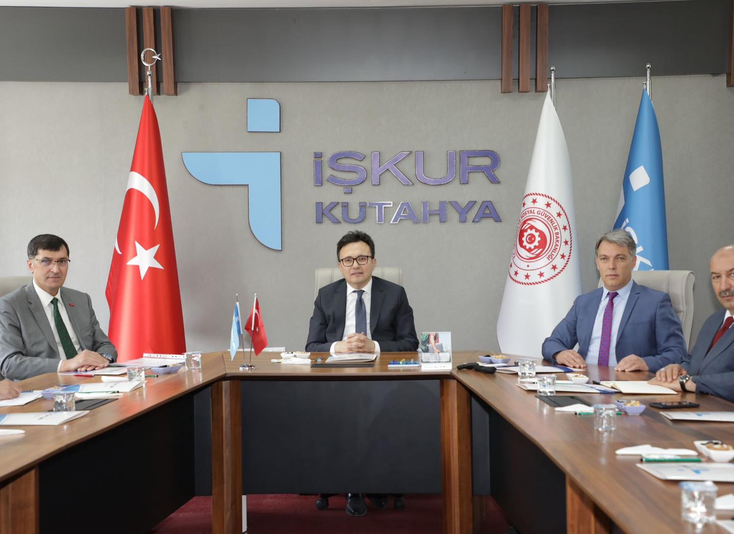 KÜTAHYA’DA İŞSİZLİK 16 BİN 531’E DÜŞTÜ