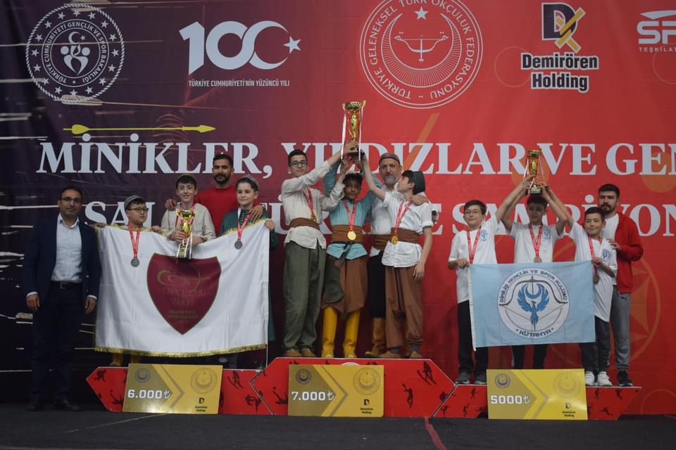 KÜTAHYA DİRİLİŞ SPOR KULÜBÜ TÜRKİYE ŞAMPİYONASI’NDA ŞEHRİMİZİ BAŞARIYLA TEMSİL ETTİ