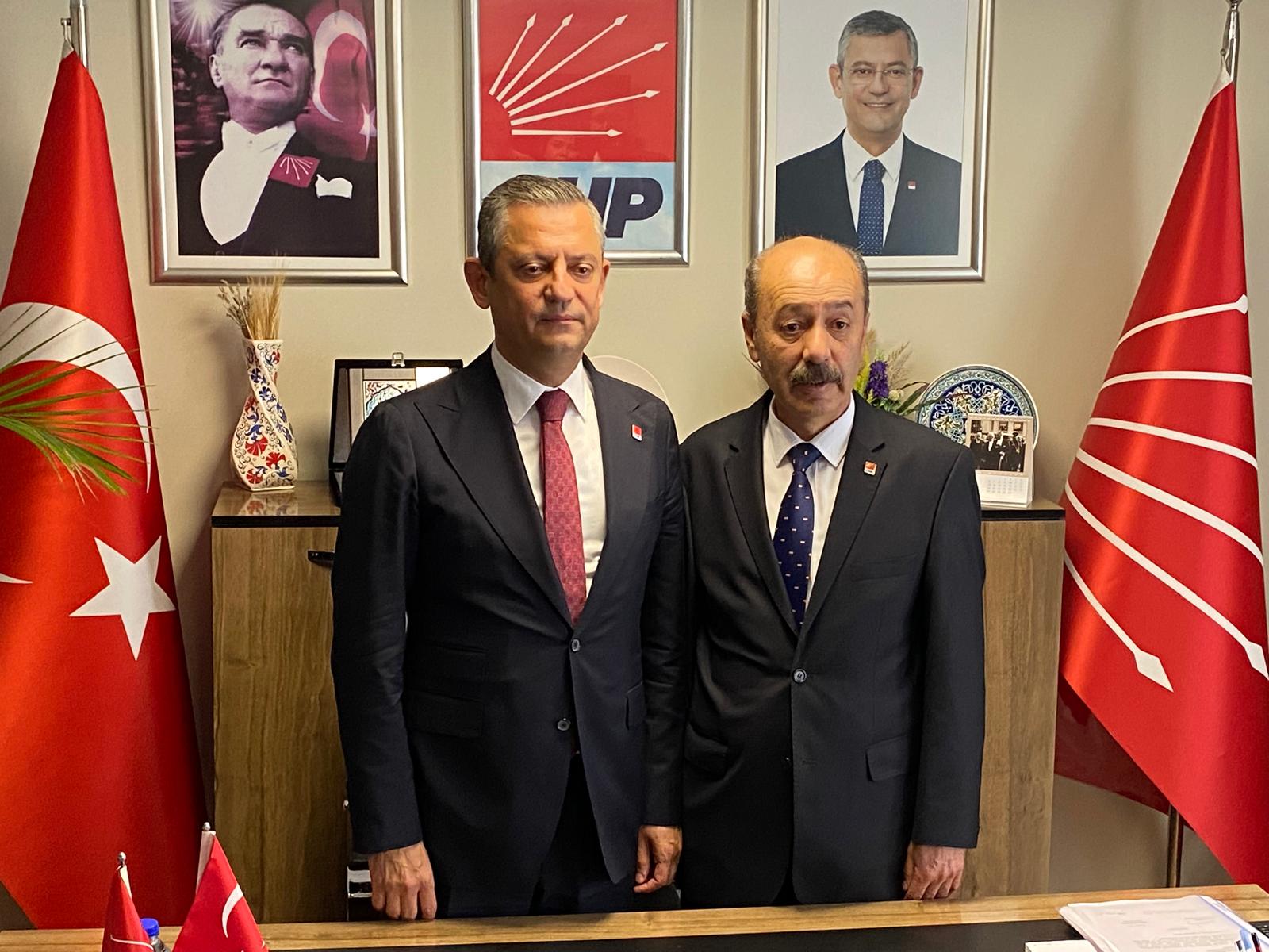 KÜTAHYA VAR GÜCÜYLE ÇALIŞSIN, GENÇLERİ ÜYE YAPSIN