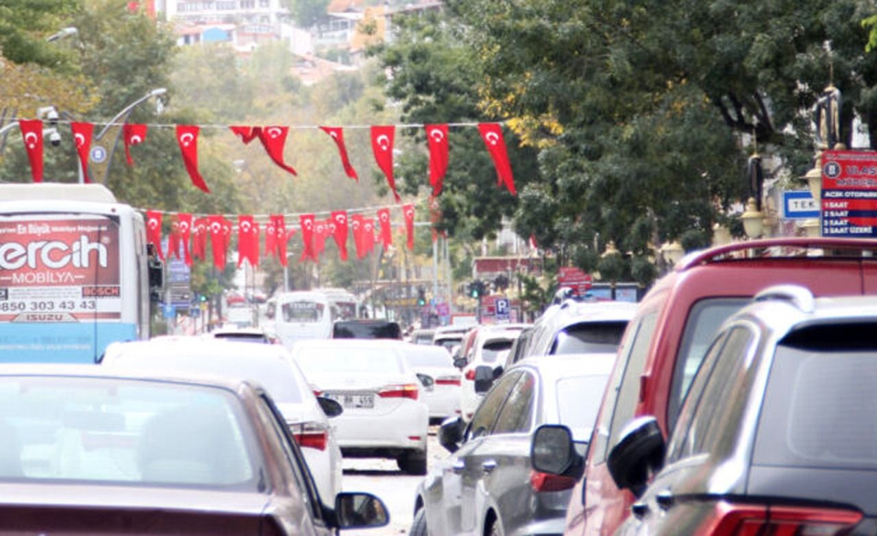 KÜTAHYA’DA KAYITLI ARAÇ SAYISI 247 BİNİN ÜZERİNE ÇIKTI