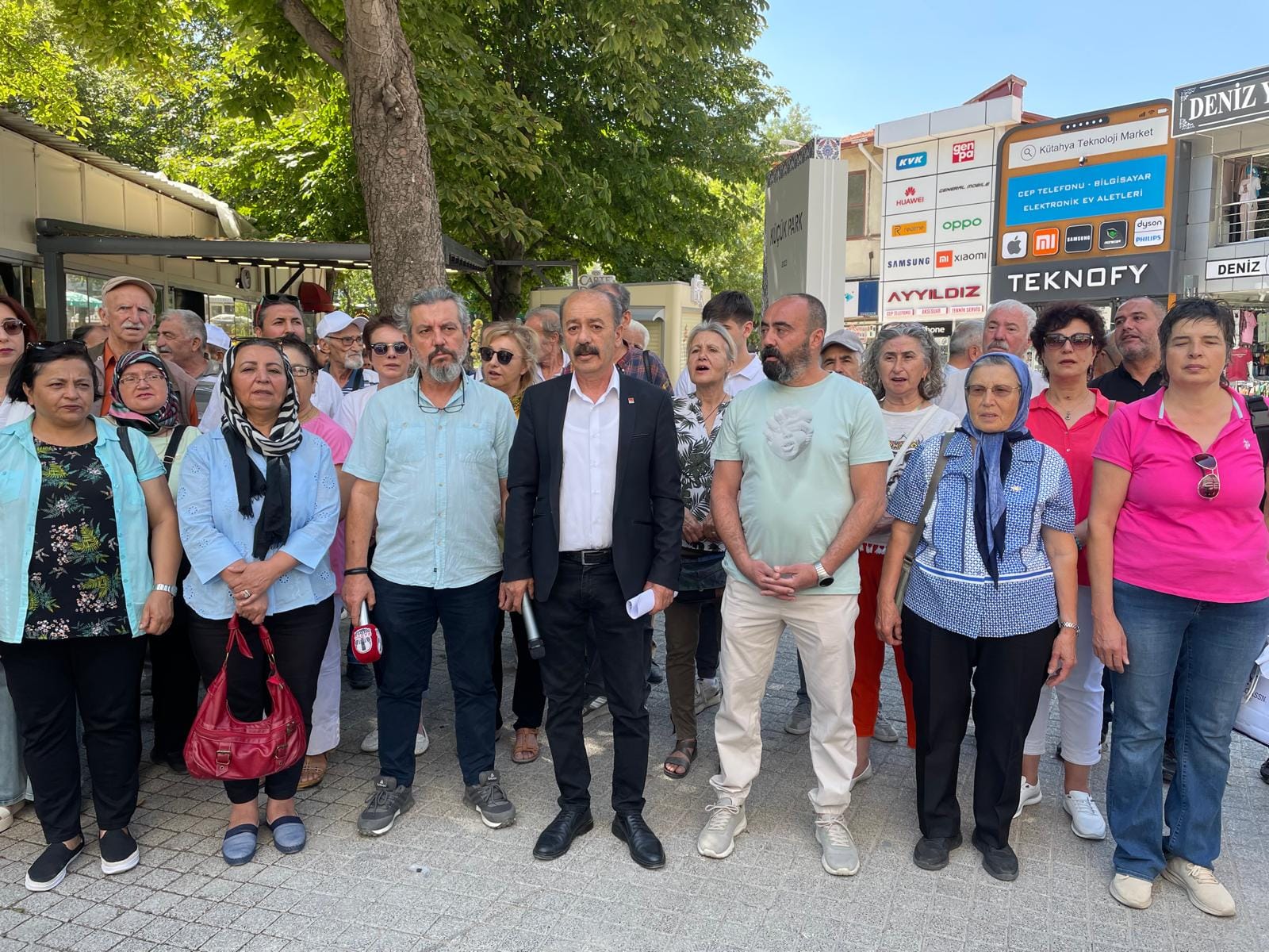 AKP İKTİDARI, KASTİ BİR BİÇİMDE ÜLKEMİZDE EĞİTİMİ BALTALAMIŞTIR