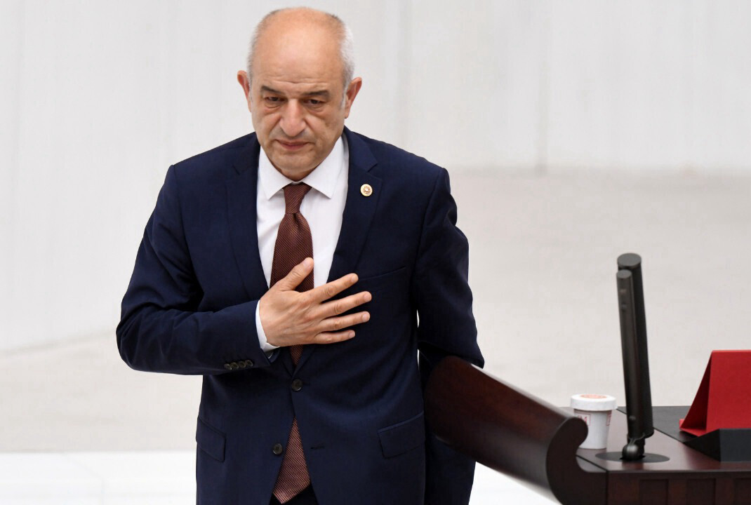 ADALETİNİZ BATSIN!