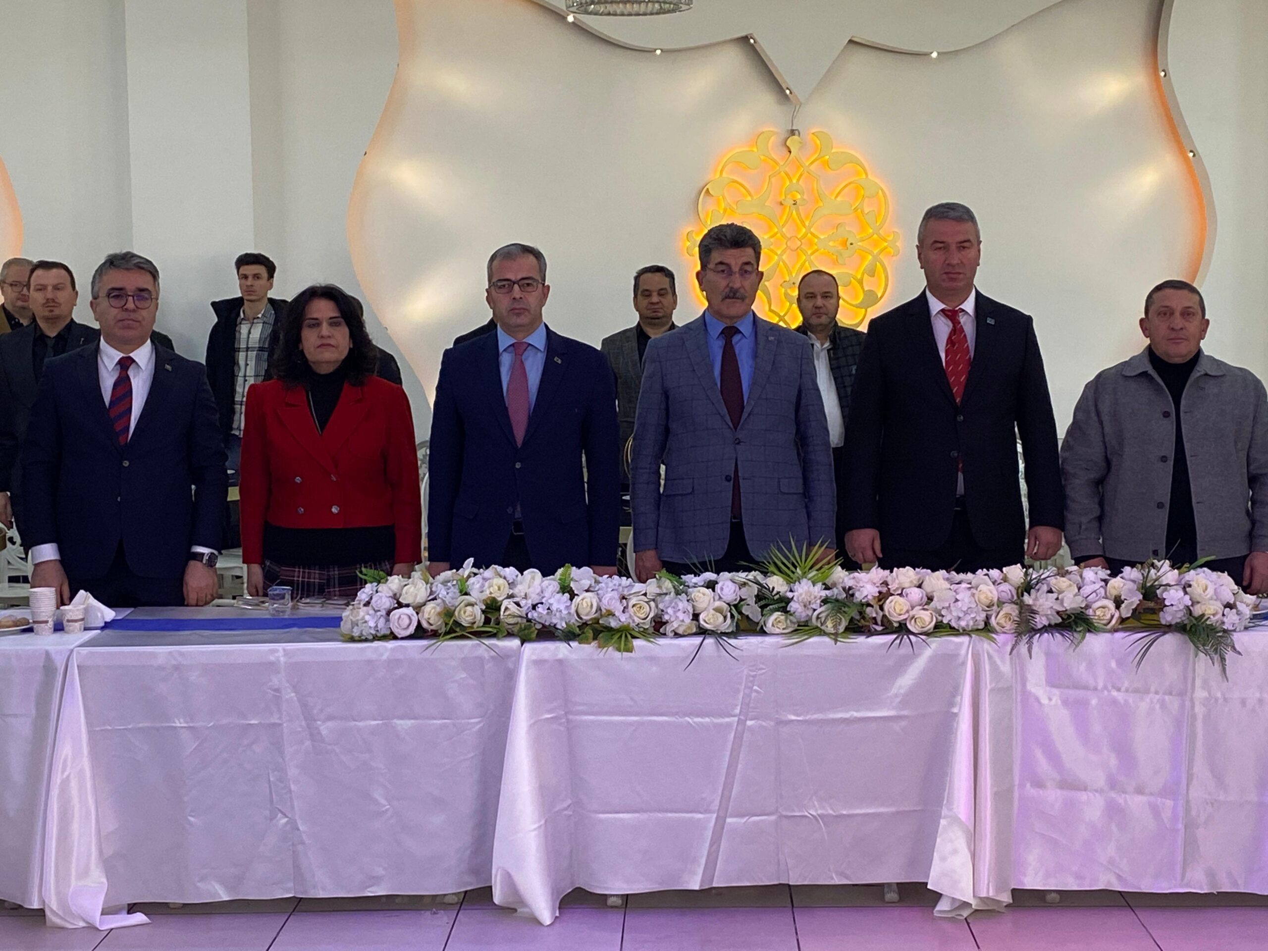 GEMİLERİ SU ALDI, BATTI BATACAKLAR