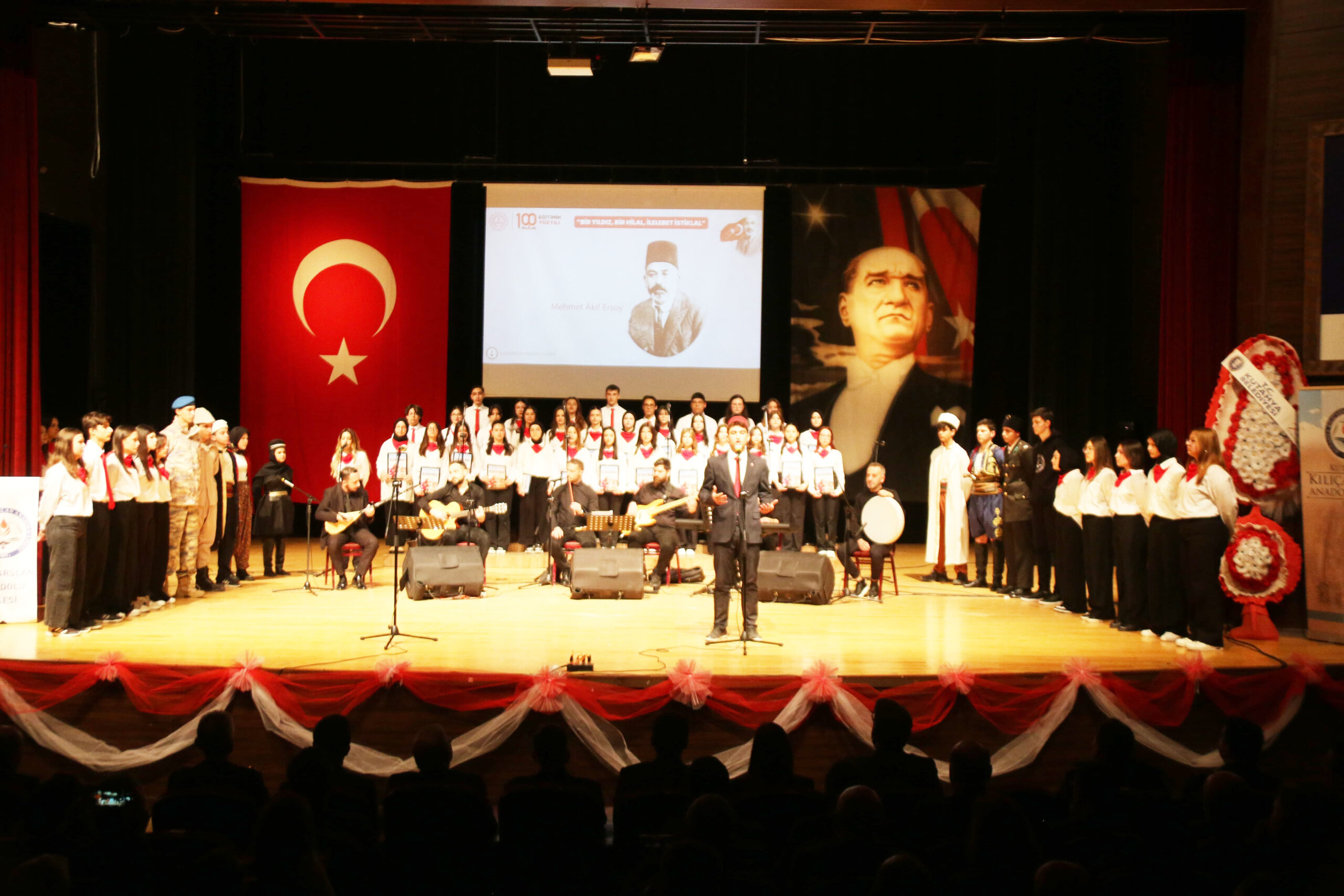 LİSE ÖĞRENCİLERİ DUYGULANDIRDI