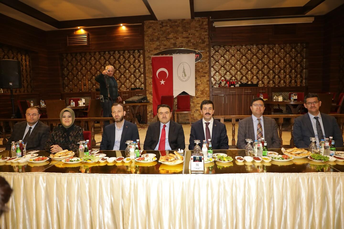 SİZLERİN YAPTIĞI HİZMETİN KIYMETİ ÖLÇÜLEMEZ
