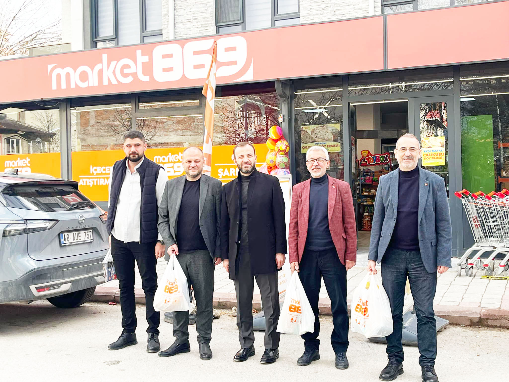 BOYKOTÇULAR KAYBETTİ