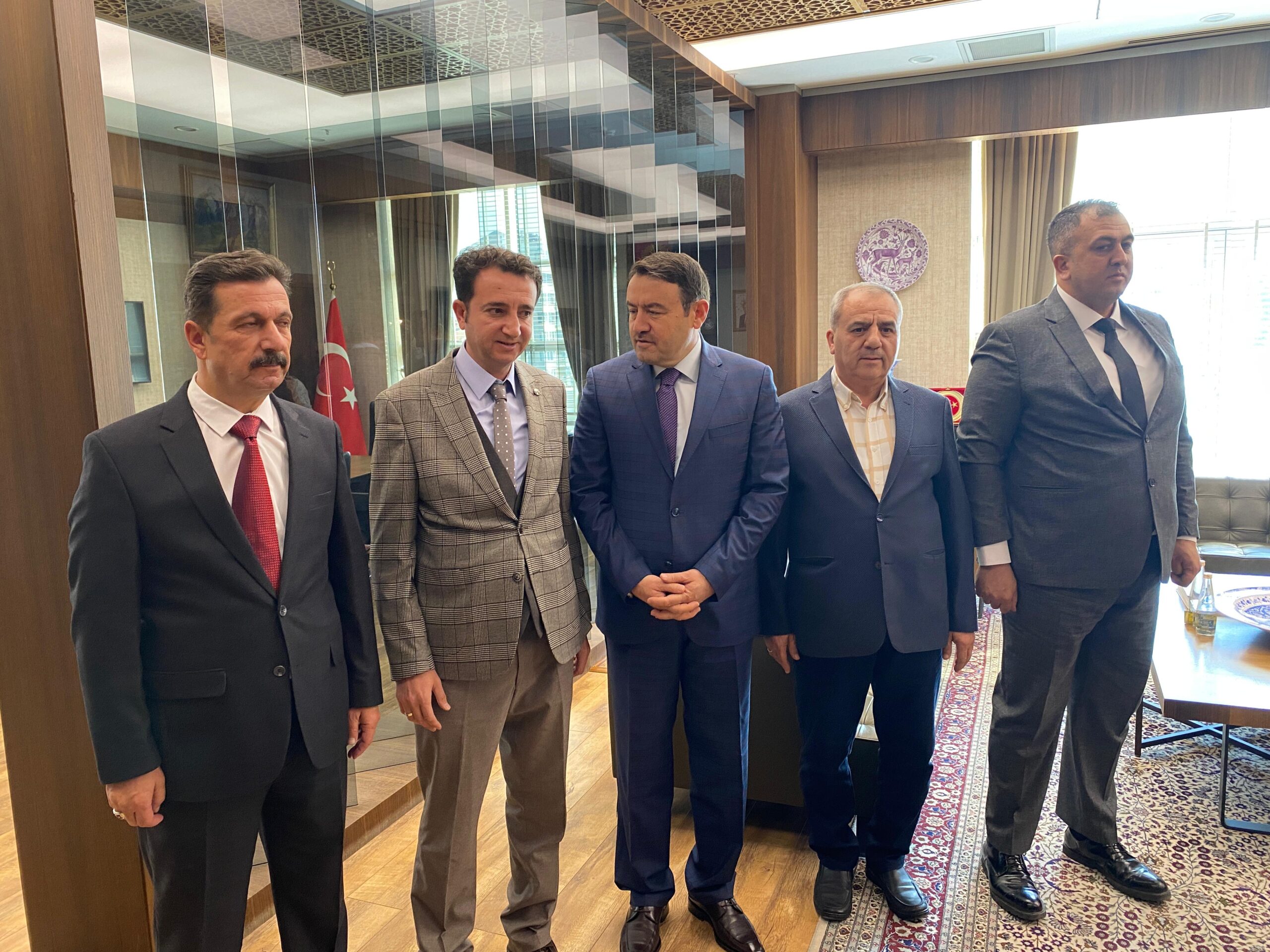 Kütahya Valisi Musa Işın’dan Türkiye’de Bir İlk: İmitasyon Altın Satışı Yasaklandı