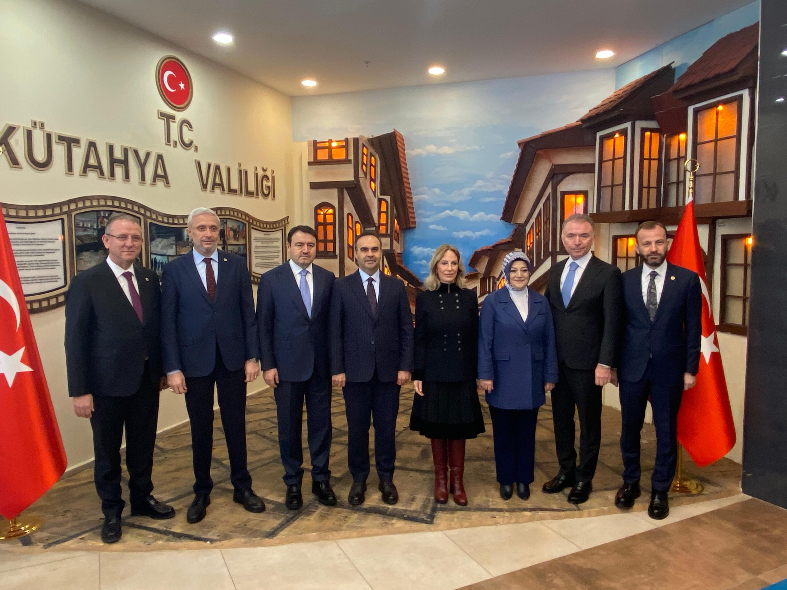 SANAYİ VE TEKNOLOJİ BAKANI MEHMET FATİH KACIR KÜTAHYA’DA