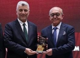 KERAMİKA’YA İHRACAT’TA ÇİFT ÖDÜL!